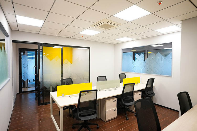 Multi-Seat Office at Zioks